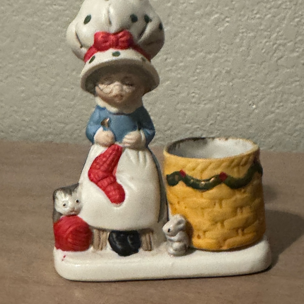 Jasco Christmas Grandma Candle Holder